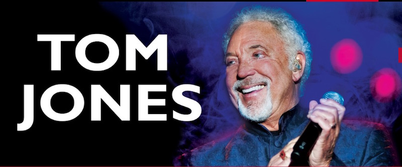 Tom Jones bude již v pátek vystupovat v Česku.
